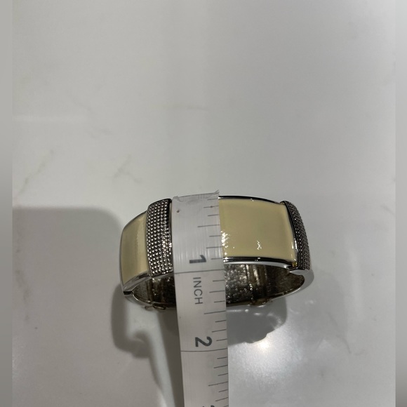 New York & Company Bangle Bracelet - Picture 4 of 5
